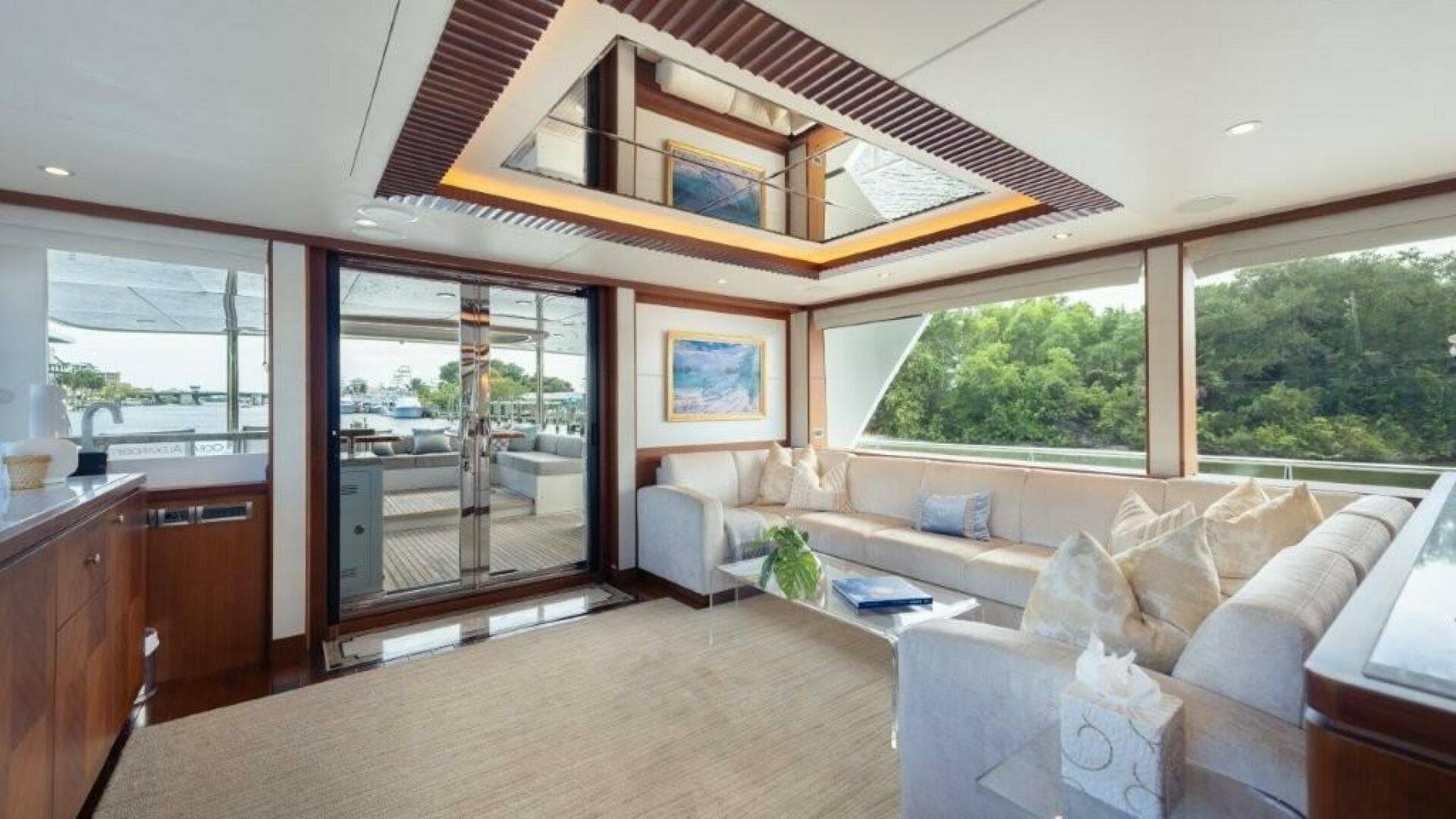 2017 Ocean Alexander 