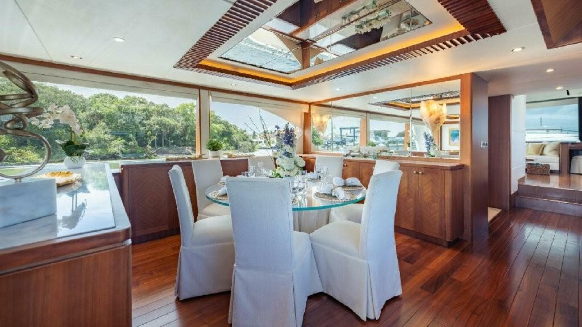 2017 Ocean Alexander 