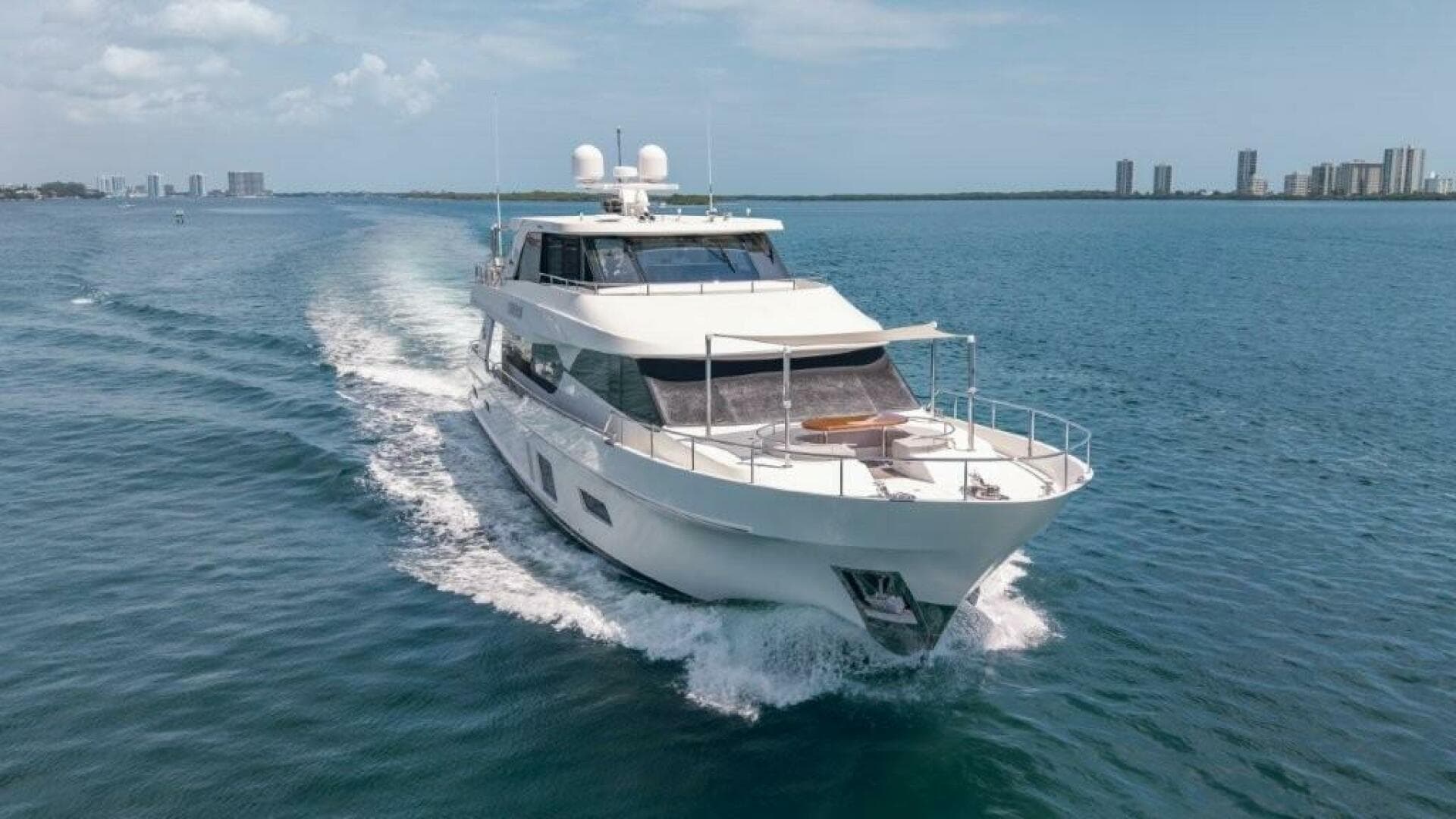 2017 Ocean Alexander 