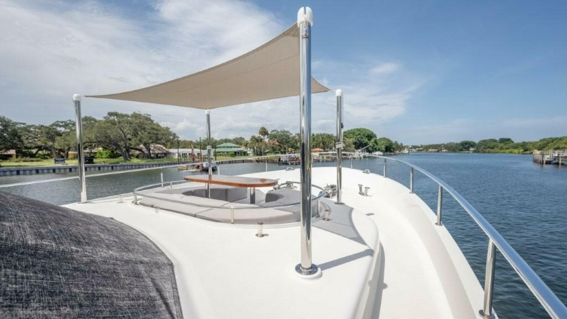 2017 Ocean Alexander 