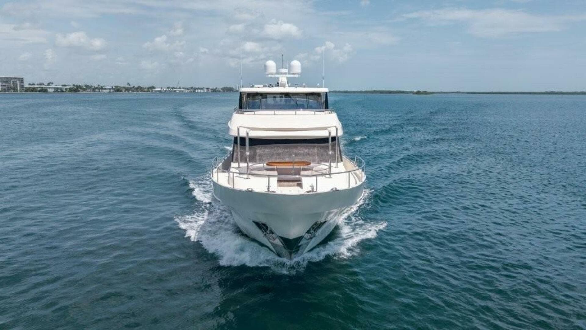 2017 Ocean Alexander 