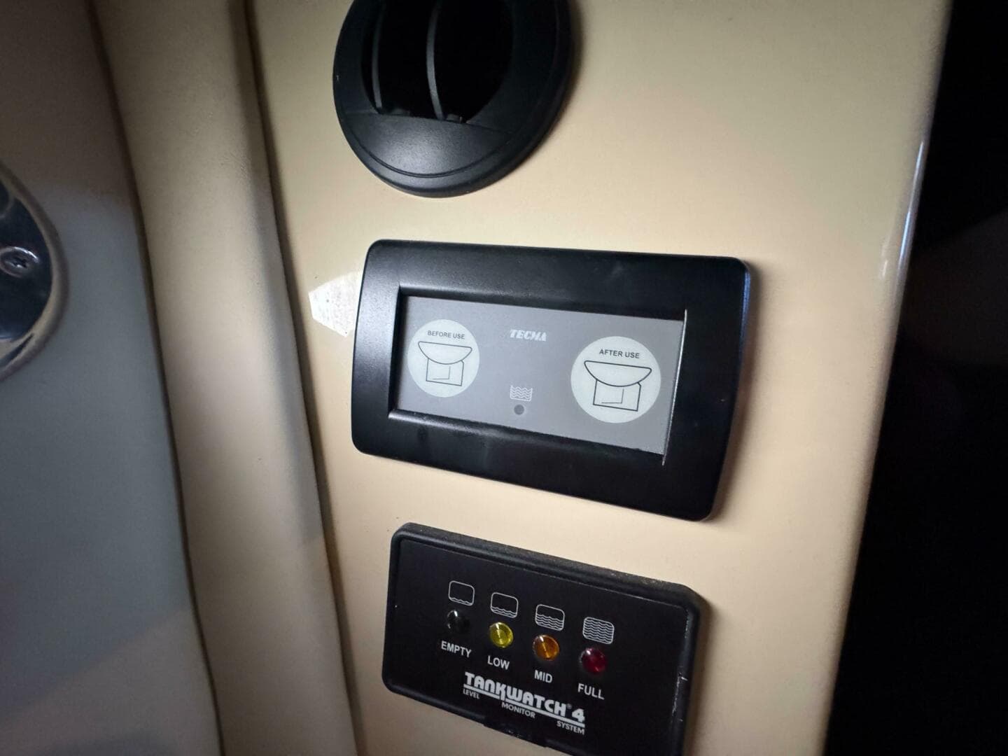 2007 Cruisers Yachts 395 Motoryacht