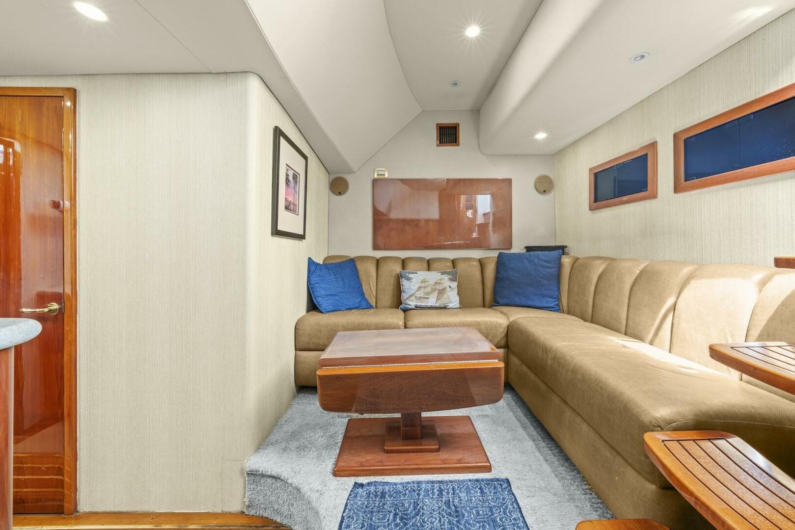 2006 Buddy Davis 48 Express PALE HORSE