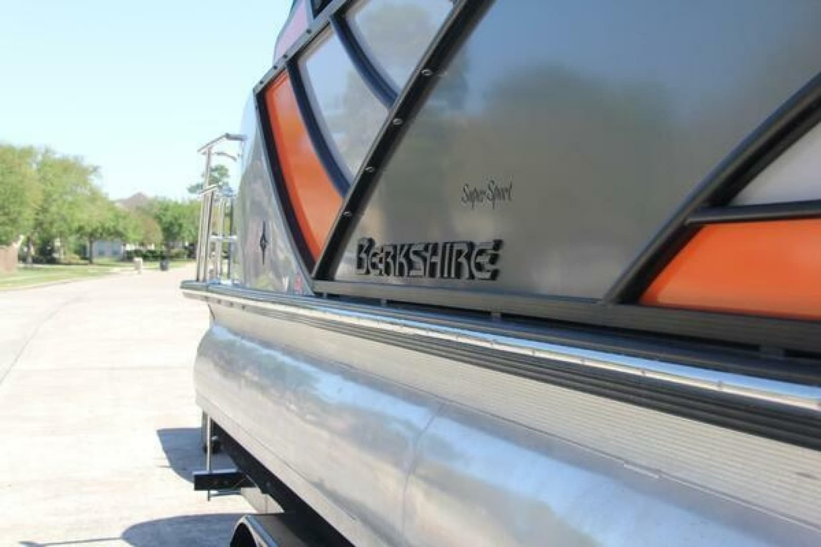 2021 Berkshire 25 Sport CL