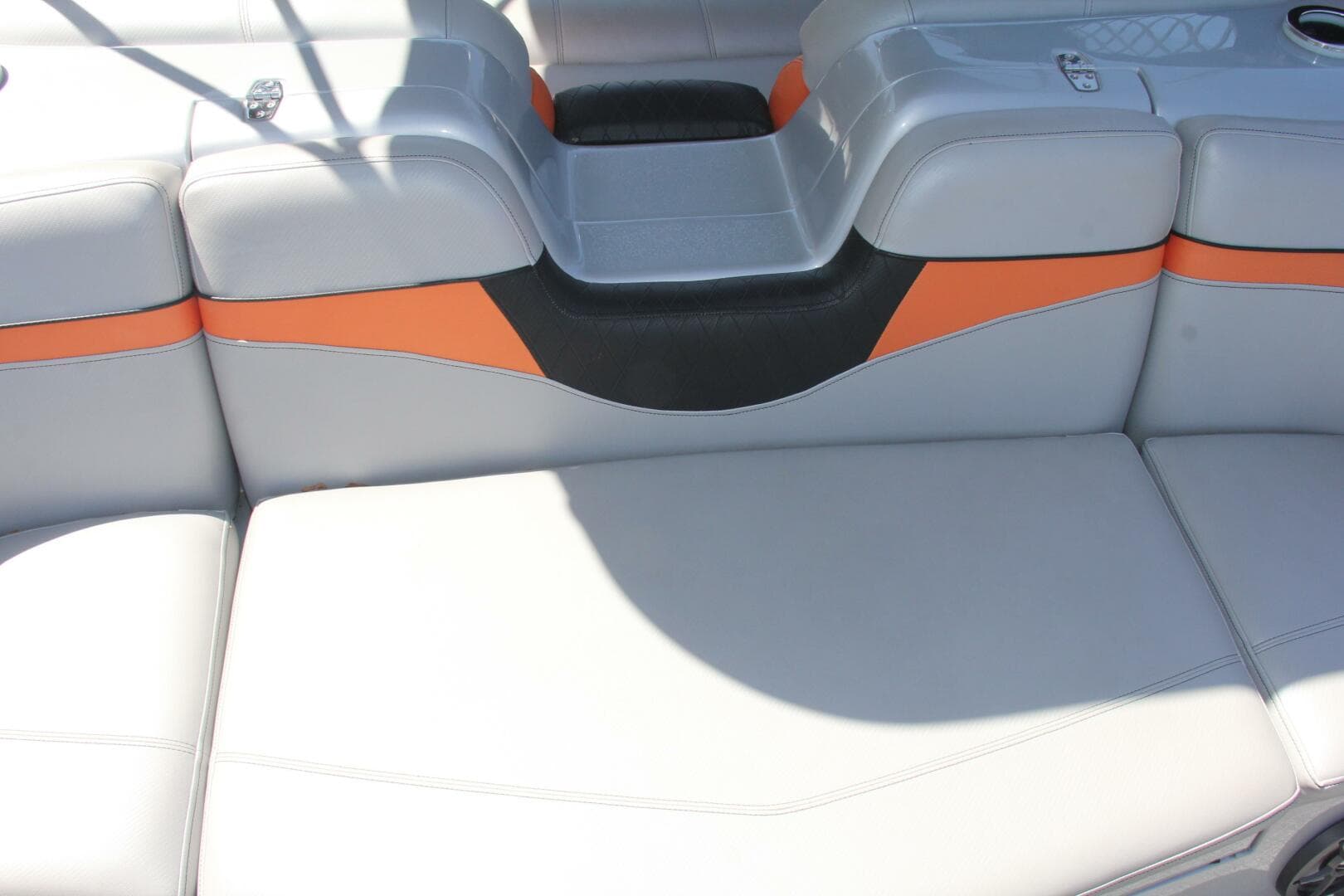 2021 Berkshire 25 Sport CL