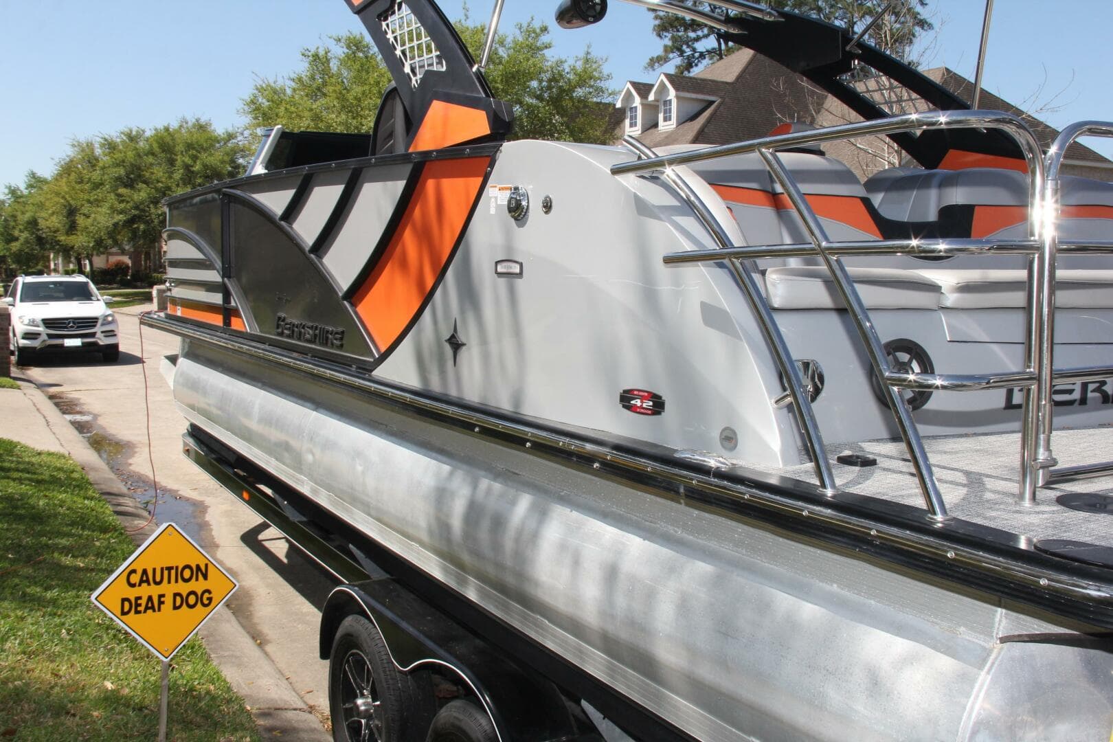 2021 Berkshire 25 Sport CL