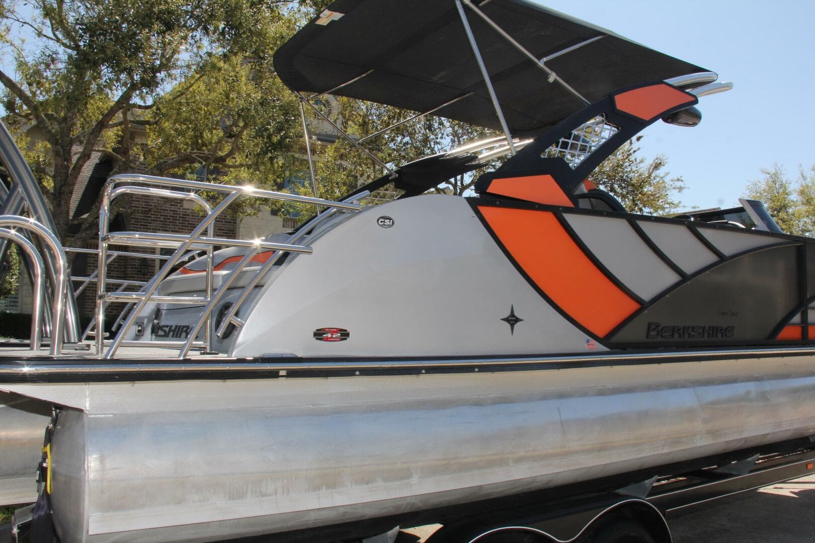 2021 Berkshire 25 Sport CL