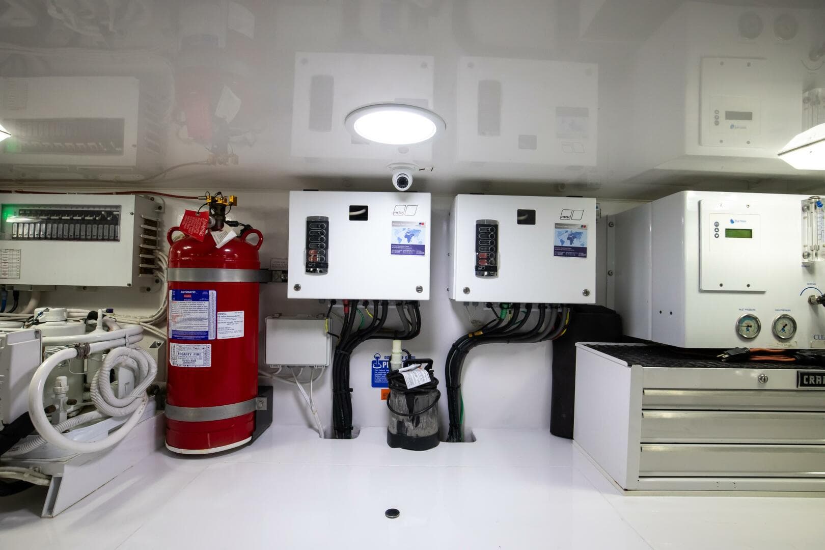 Viking 62 On the Edge III Engine Room