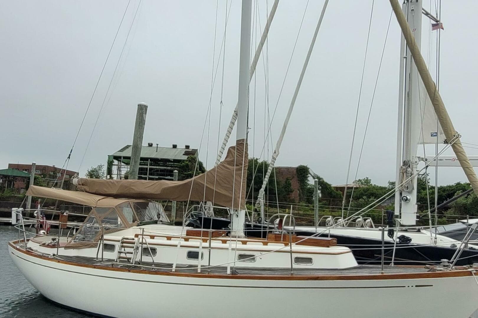 1985 Mason 33 Sloop