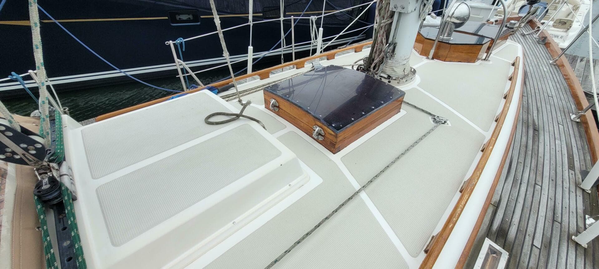 1985 Mason 33 Sloop