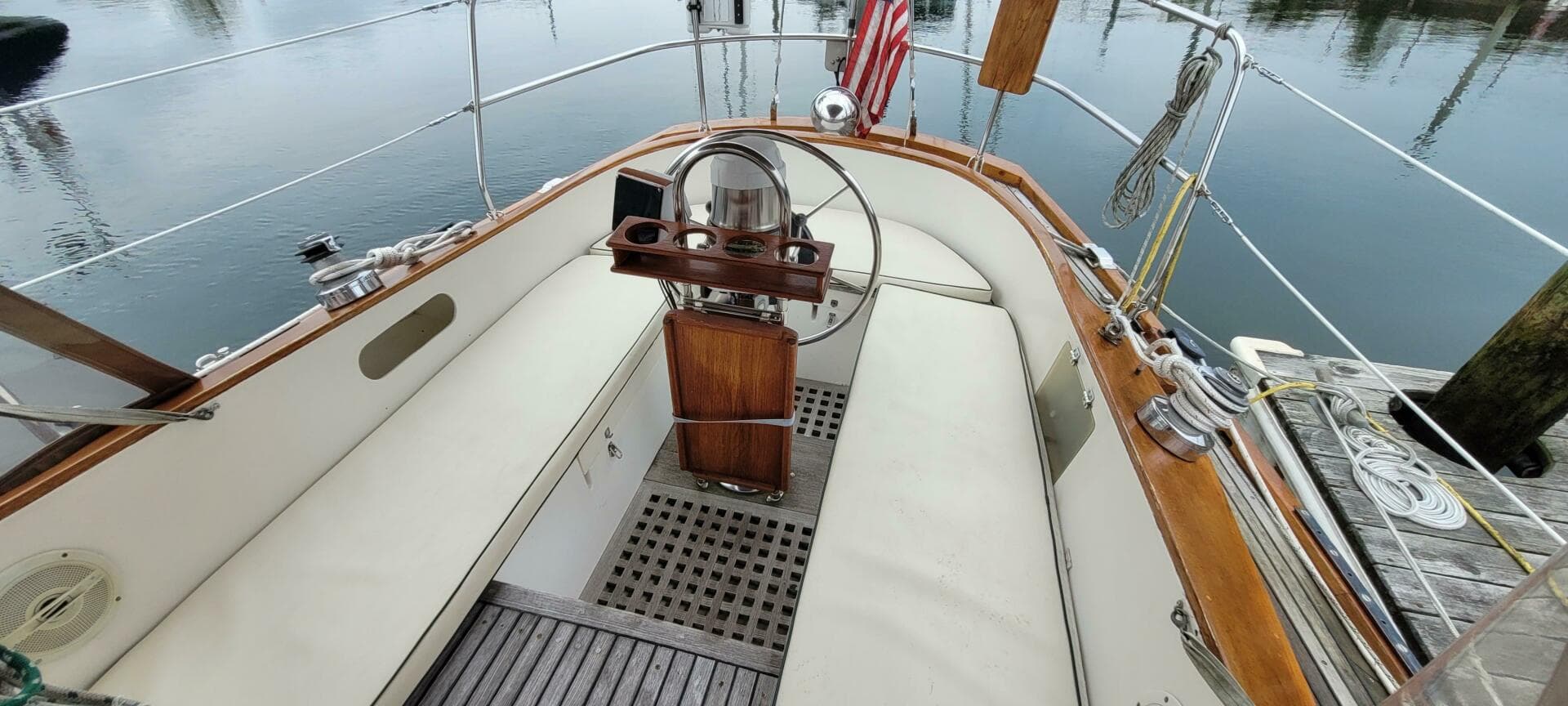 1985 Mason 33 Sloop