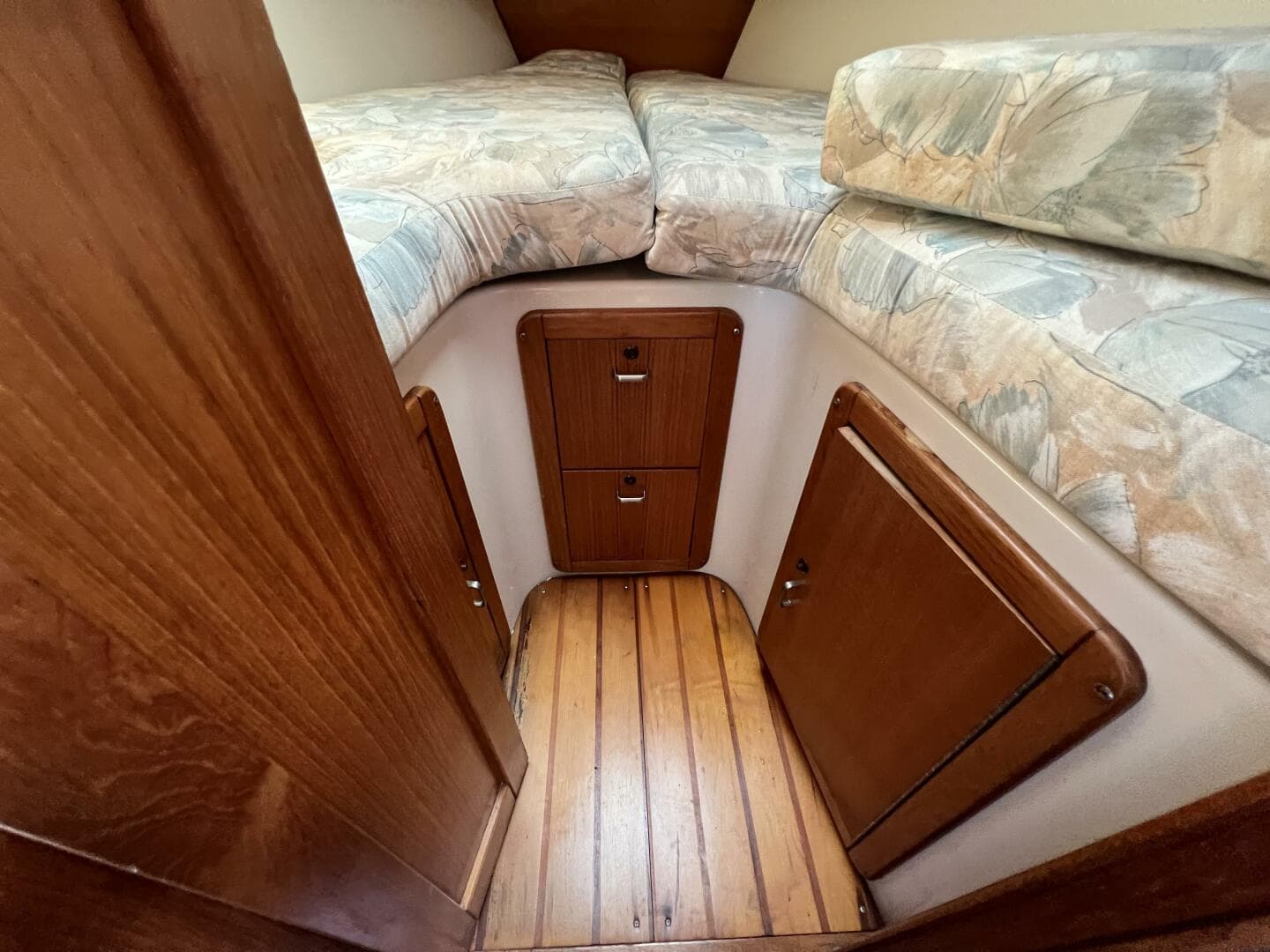 1994 Catalina 320