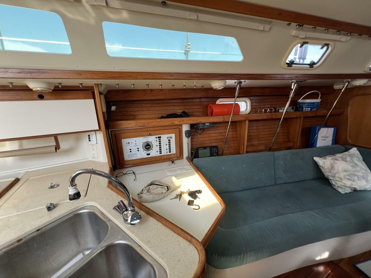 1994 Catalina 320