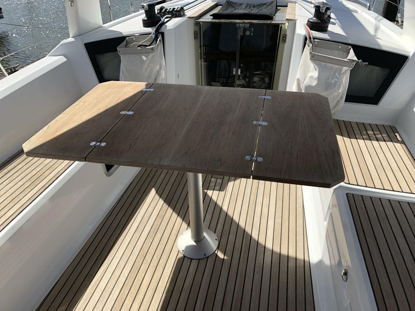 2017 Beneteau Oceanis 38 Weekender