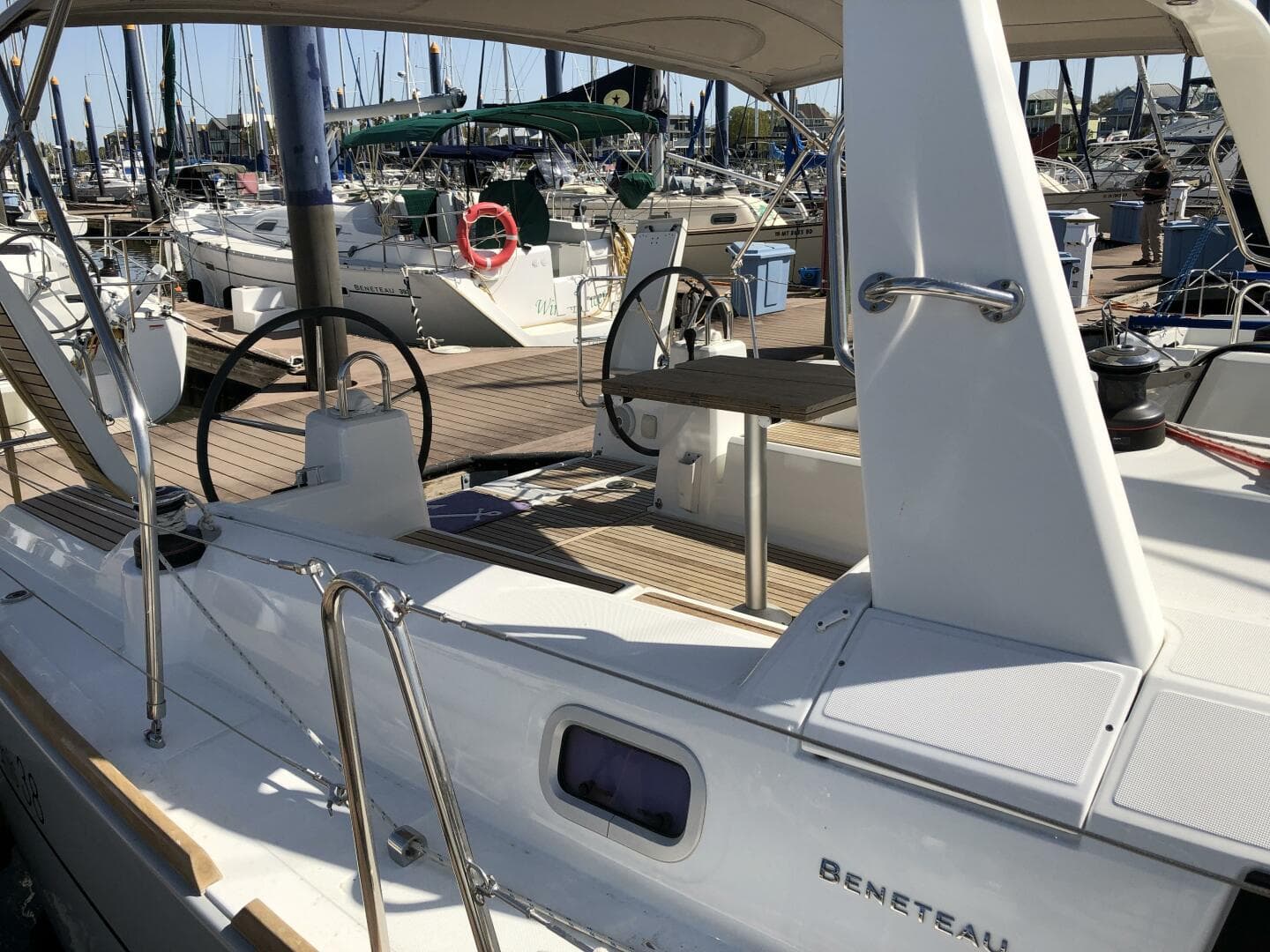 2017 Beneteau Oceanis 38 Weekender