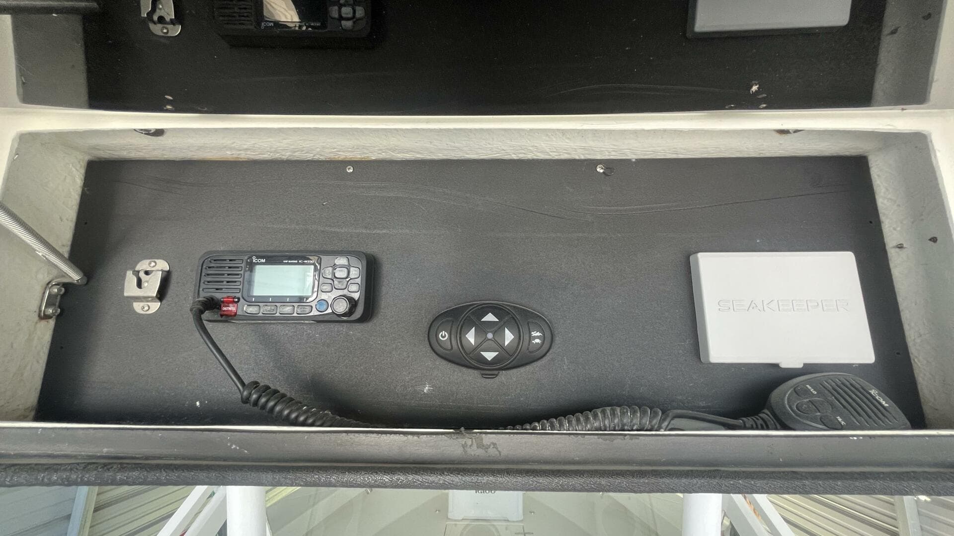 1990 Ocean Master 31