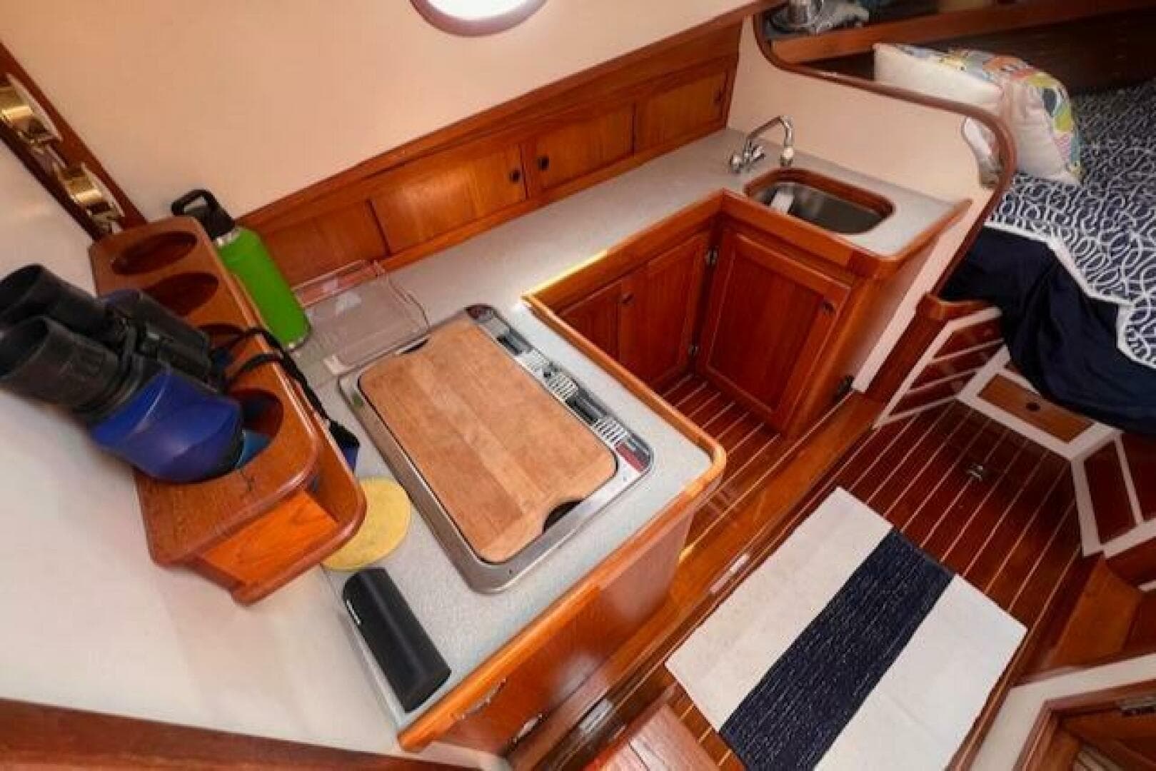 1999 Duffy Pilots Point 31 Downeast Express