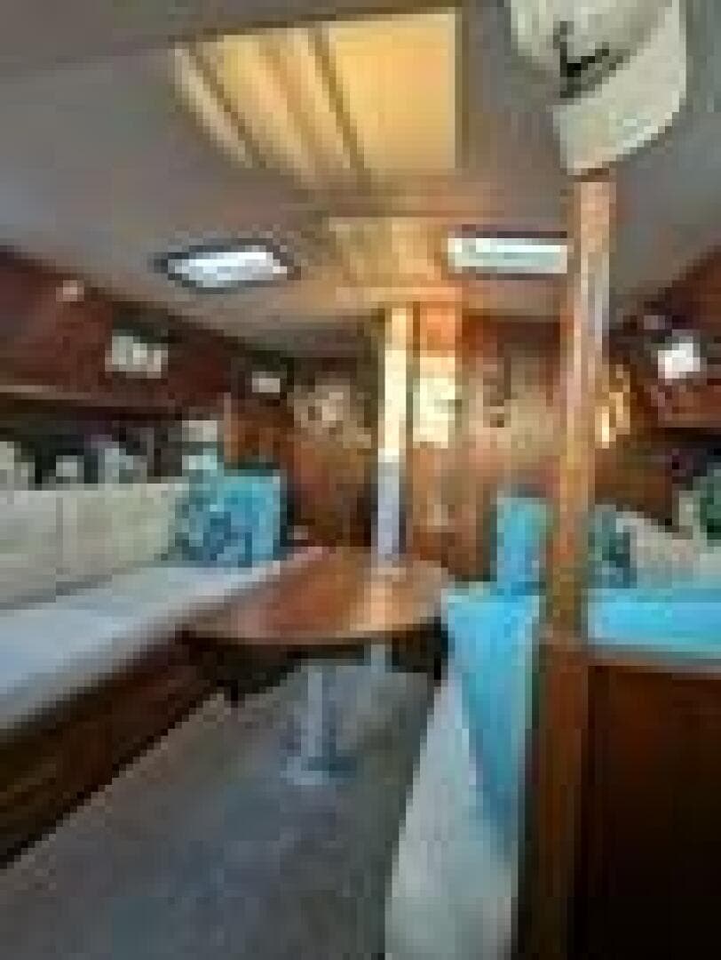 1979 Gulfstar 37 Sloop