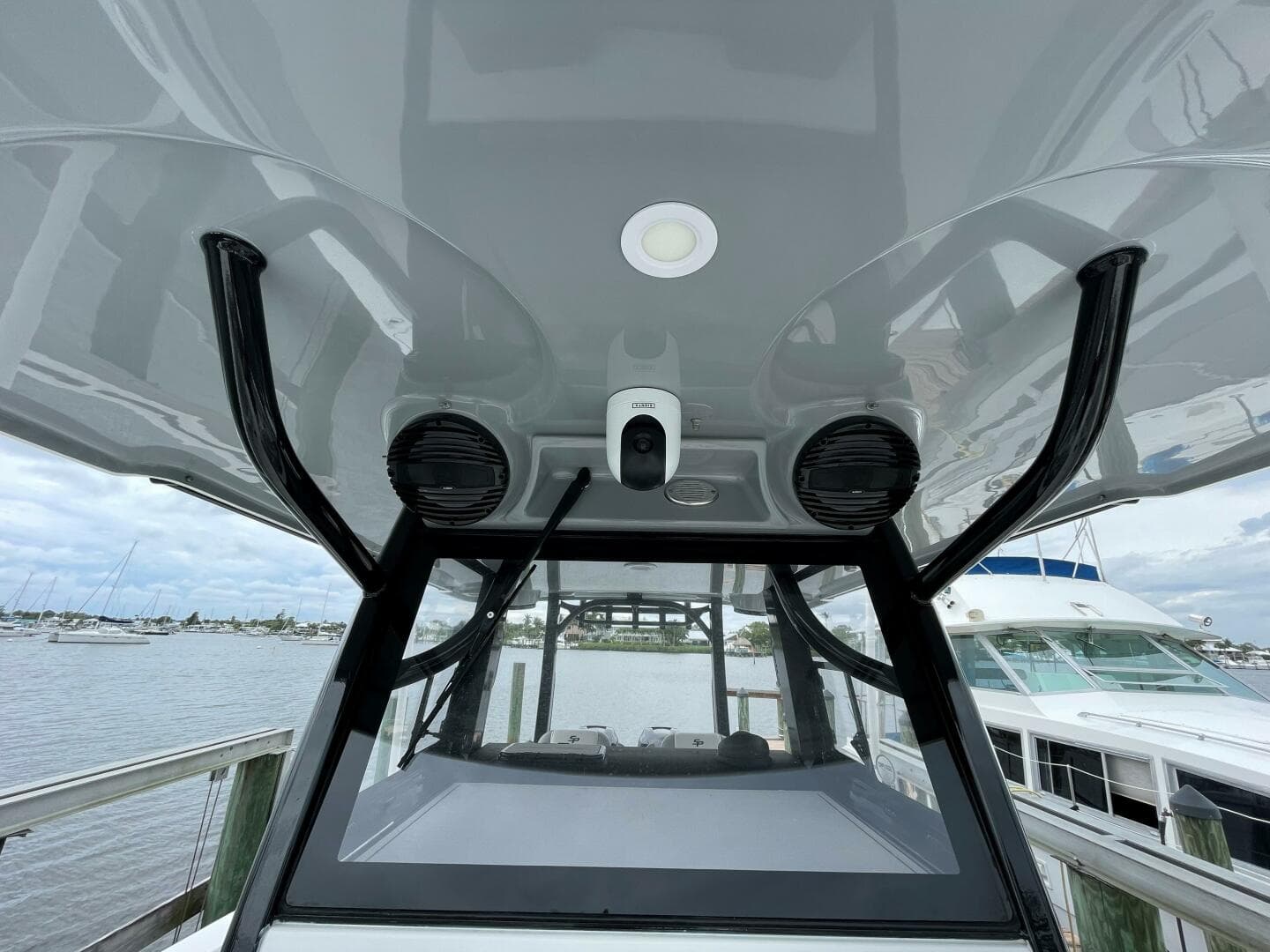 Sea Pro 320 DLX 2023- Center Console