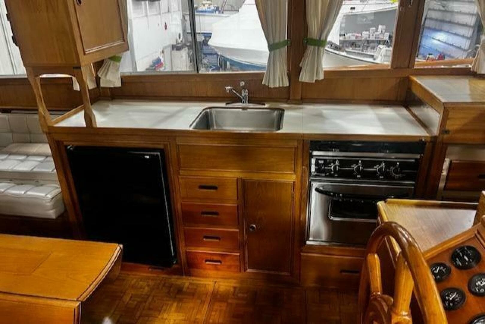 1984 Grand Banks Trawler