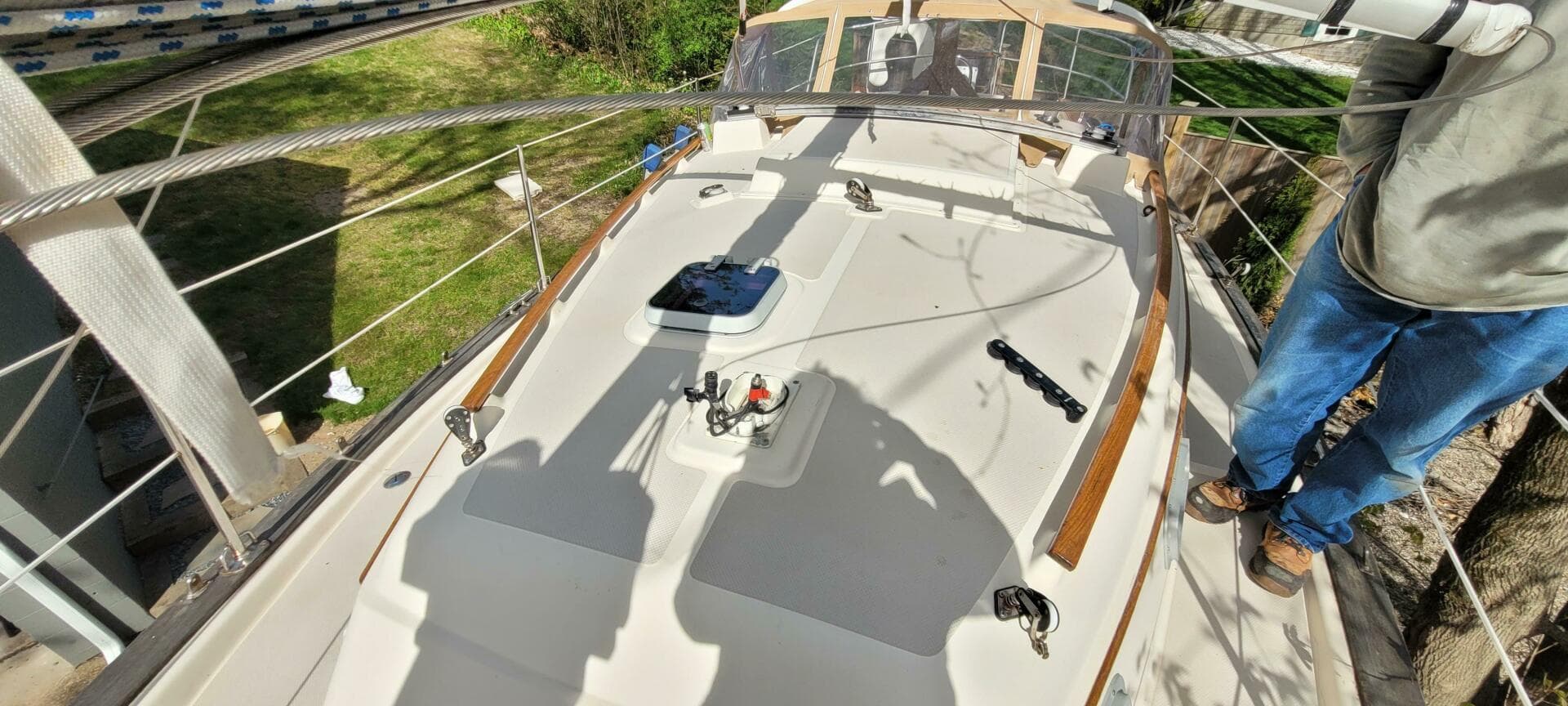 1986 Island Packet 27 Sloop
