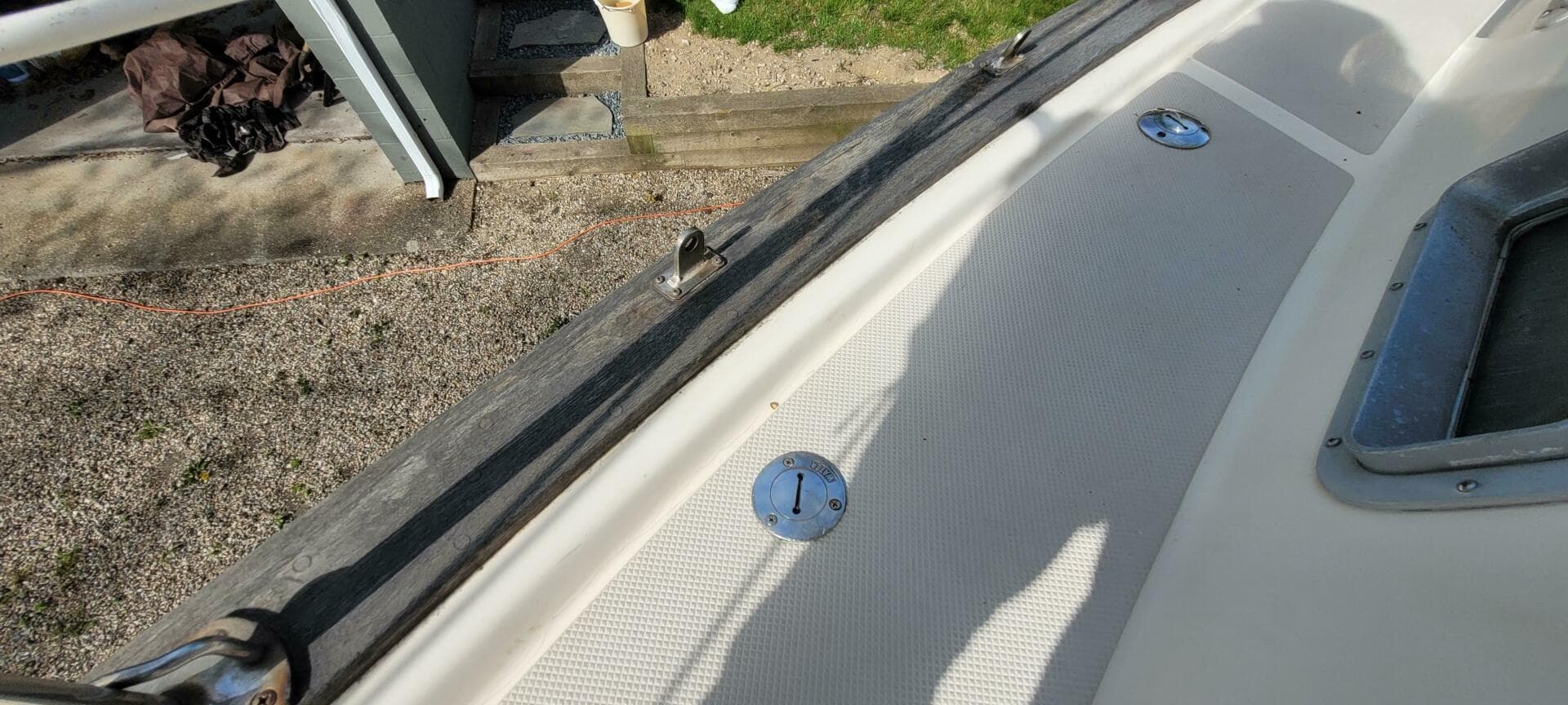 1986 Island Packet 27 Sloop