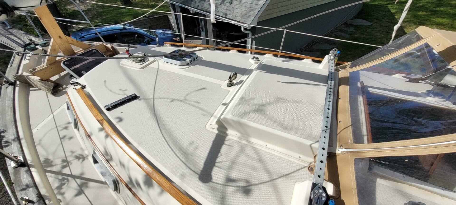 1986 Island Packet 27 Sloop