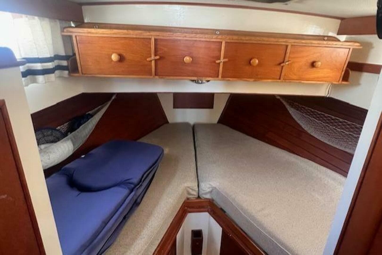 1980 Grand Banks 32 Flybridge Trawler (Hull#683)