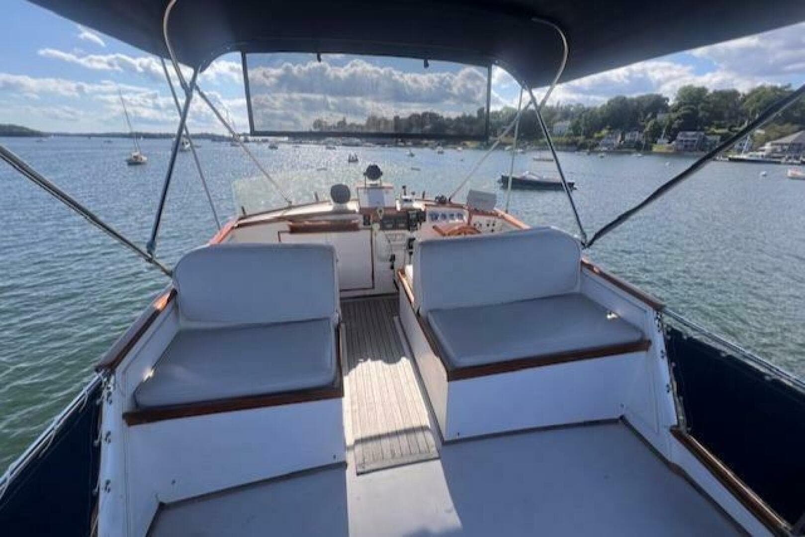 1980 Grand Banks 32 Flybridge Trawler (Hull#683)