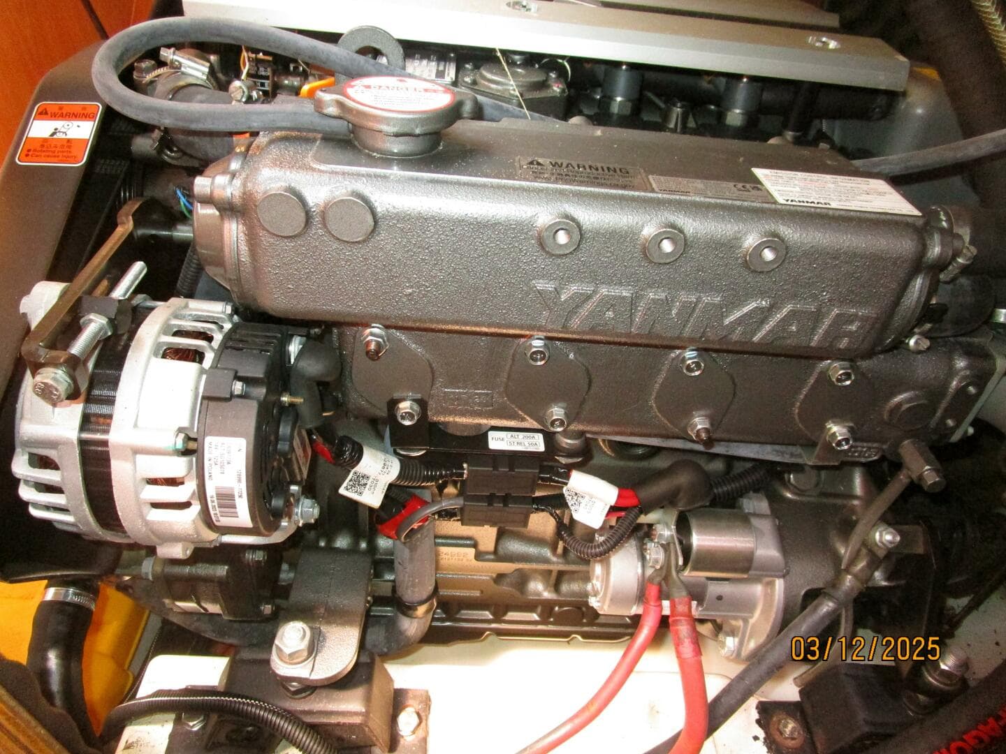 43' Beneteau auxiliary access3