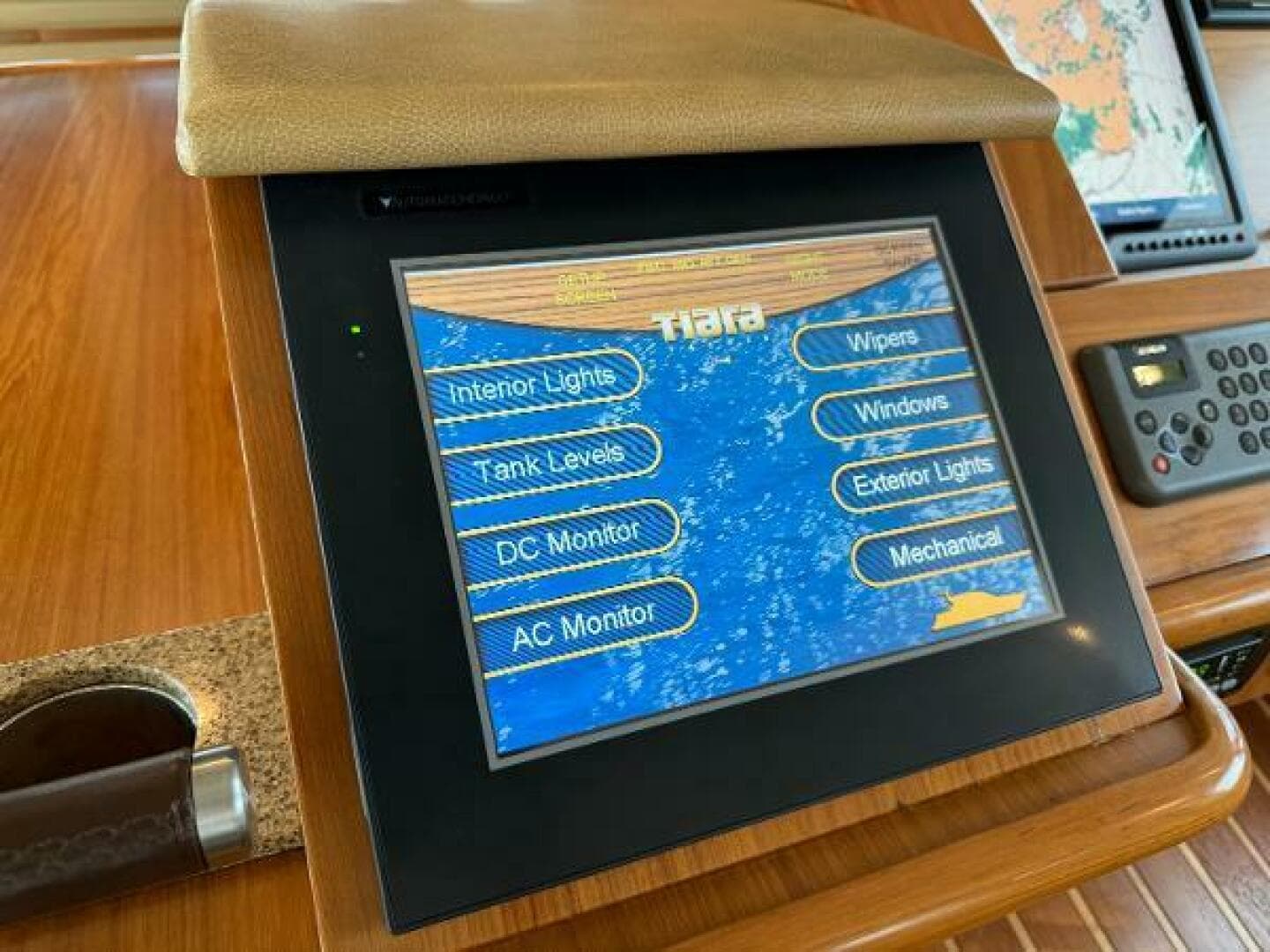 2010 Tiara Yachts 5800 Sovran