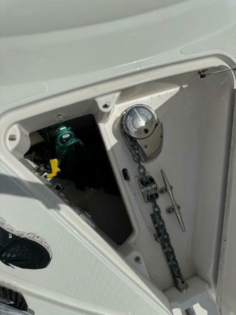 2010 Tiara Yachts 5800 Sovran