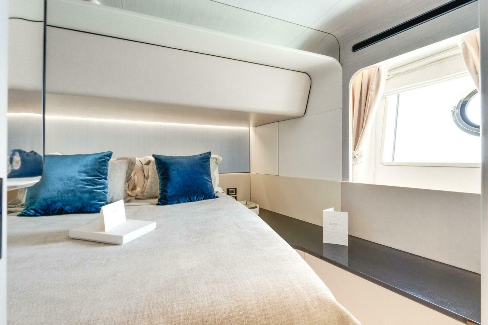 2019 Azimut Grande 27M