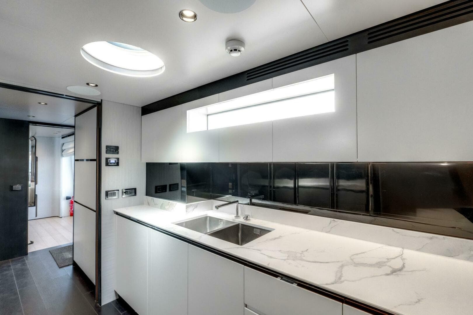 2019 Azimut Grande 27M