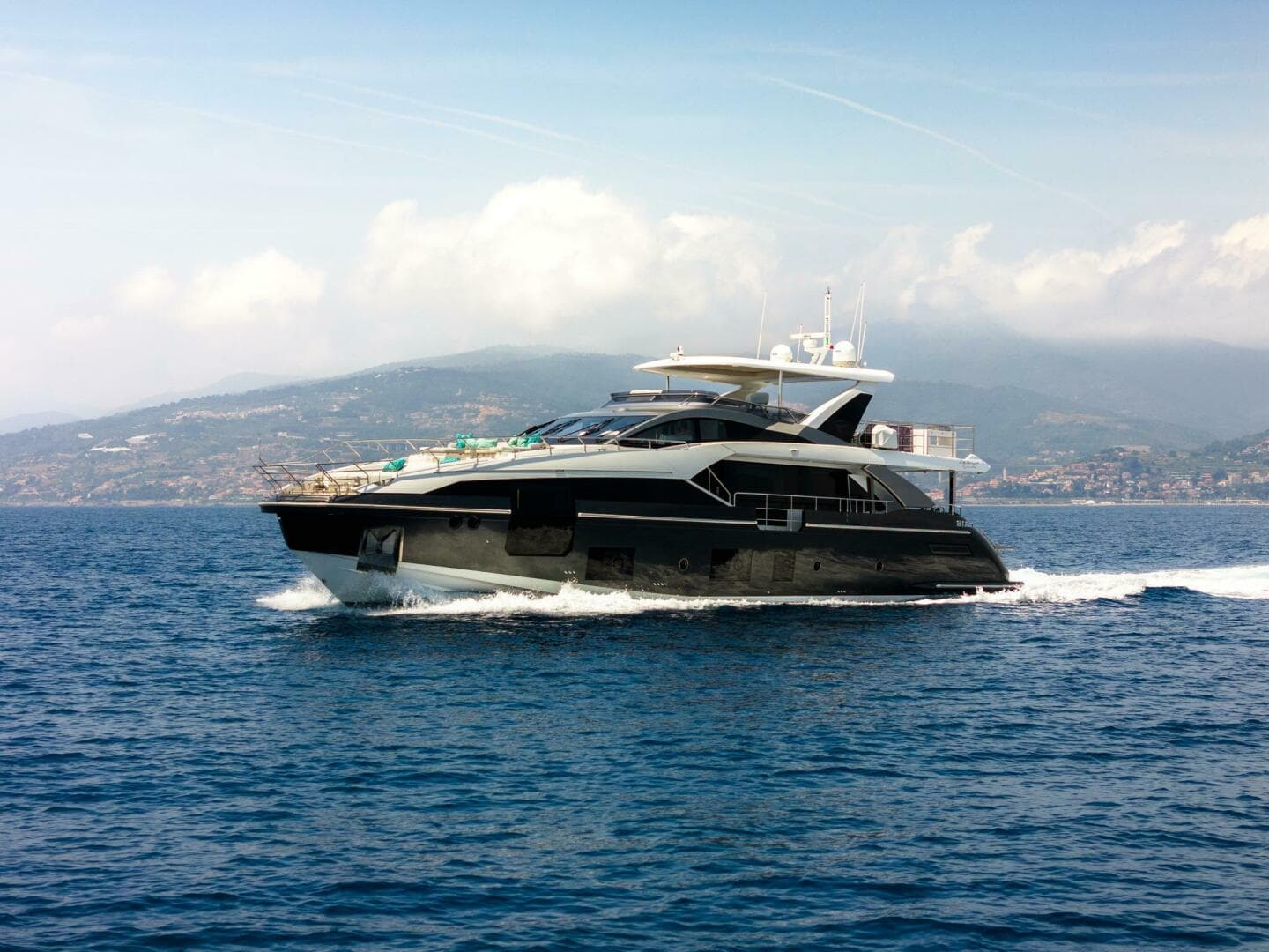 2019 Azimut Grande 27M