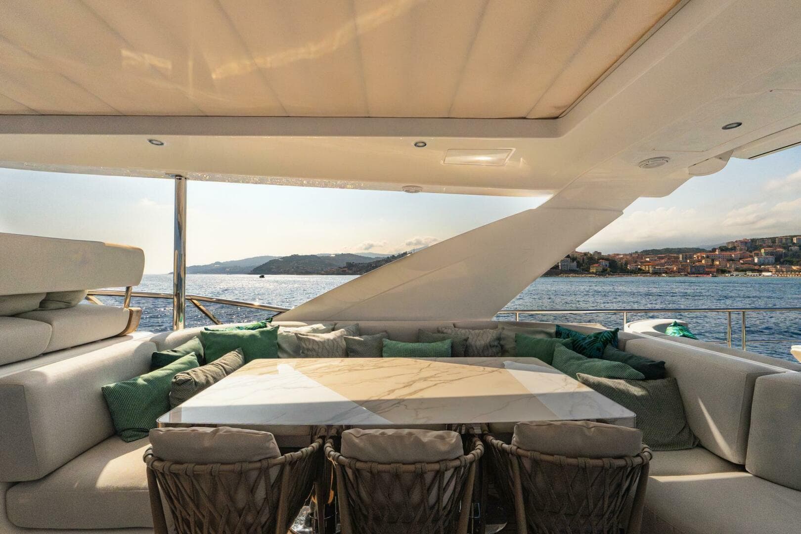 2019 Azimut Grande 27M