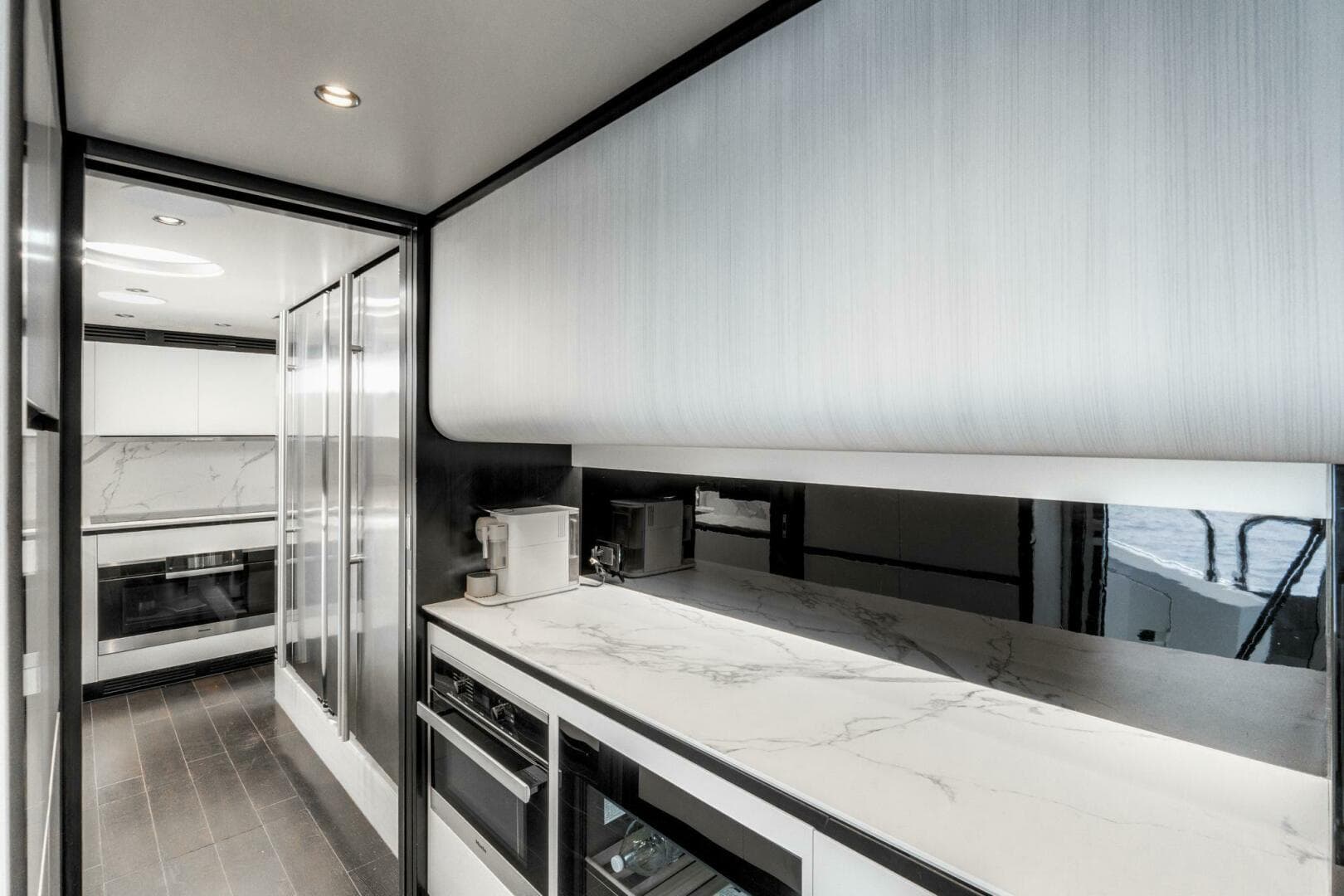 2019 Azimut Grande 27M