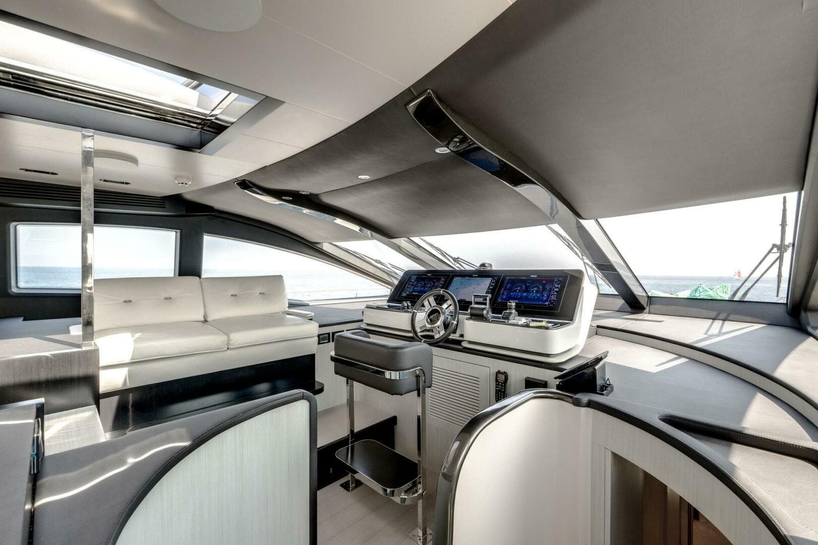 2019 Azimut Grande 27M