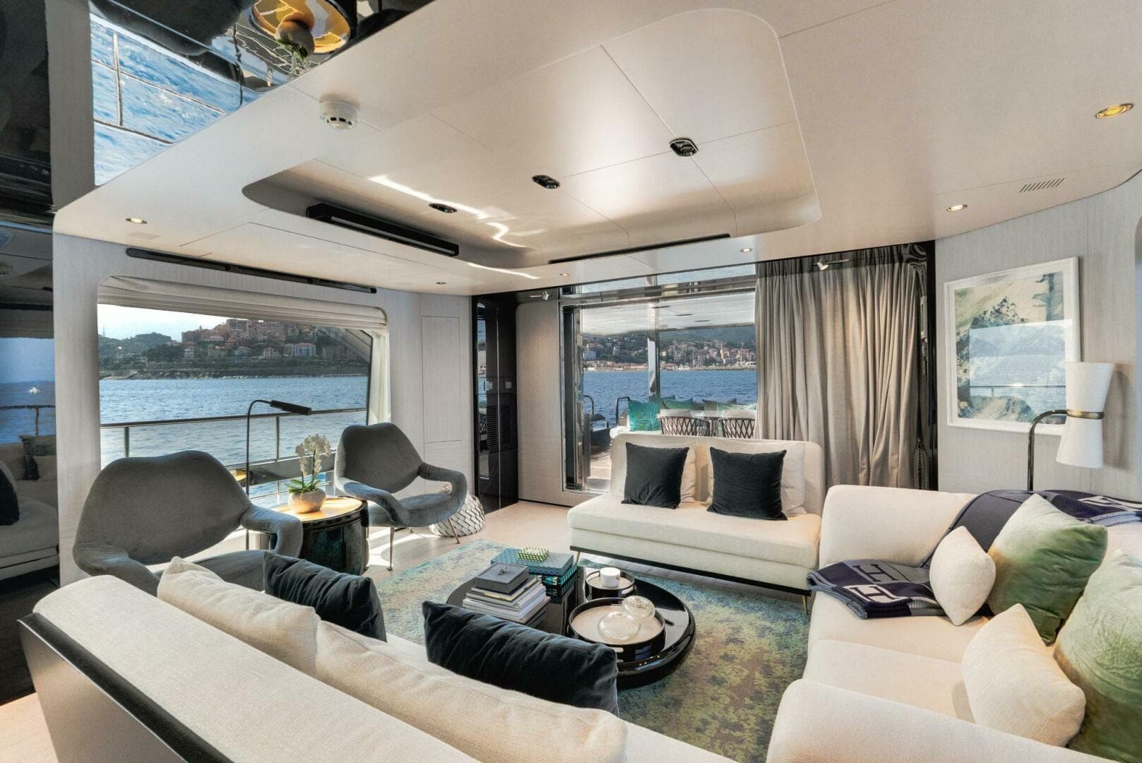 2019 Azimut Grande 27M