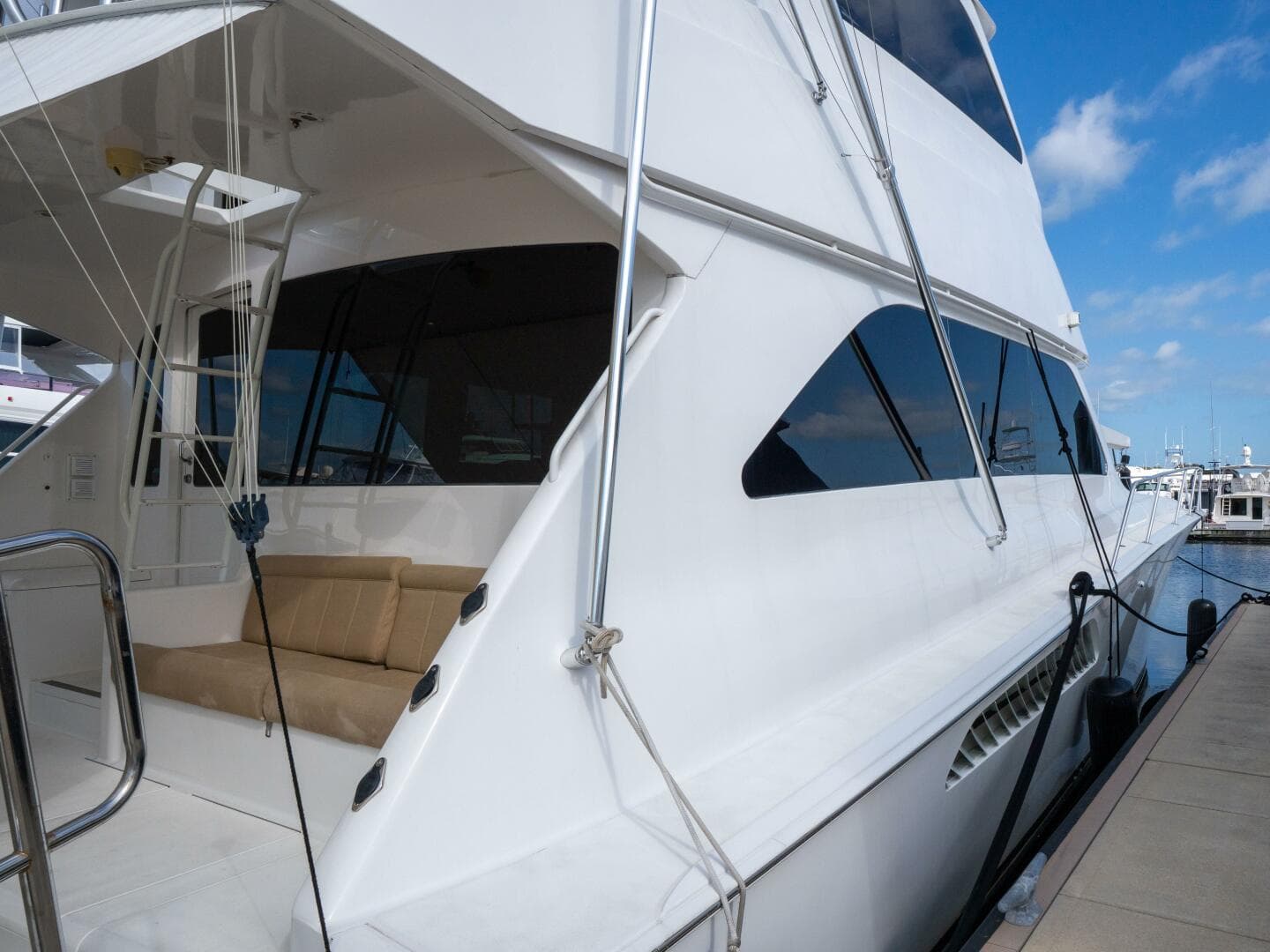 2005 Viking 74 Enclosed Bridge
