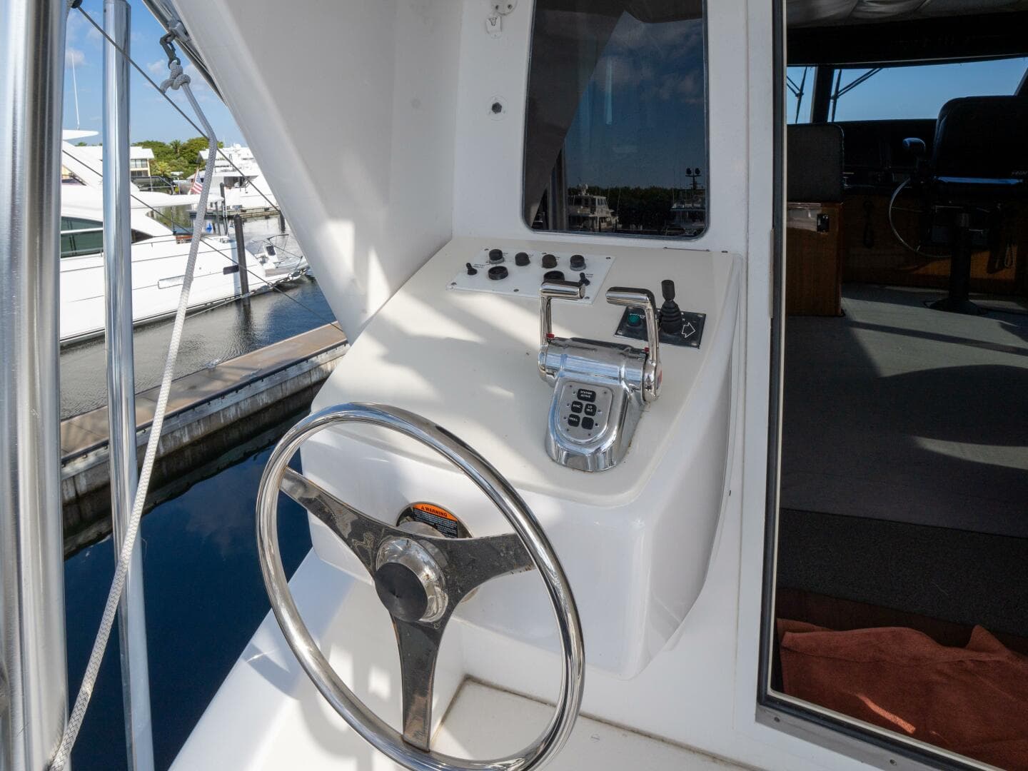 2005 Viking 74 Enclosed Bridge