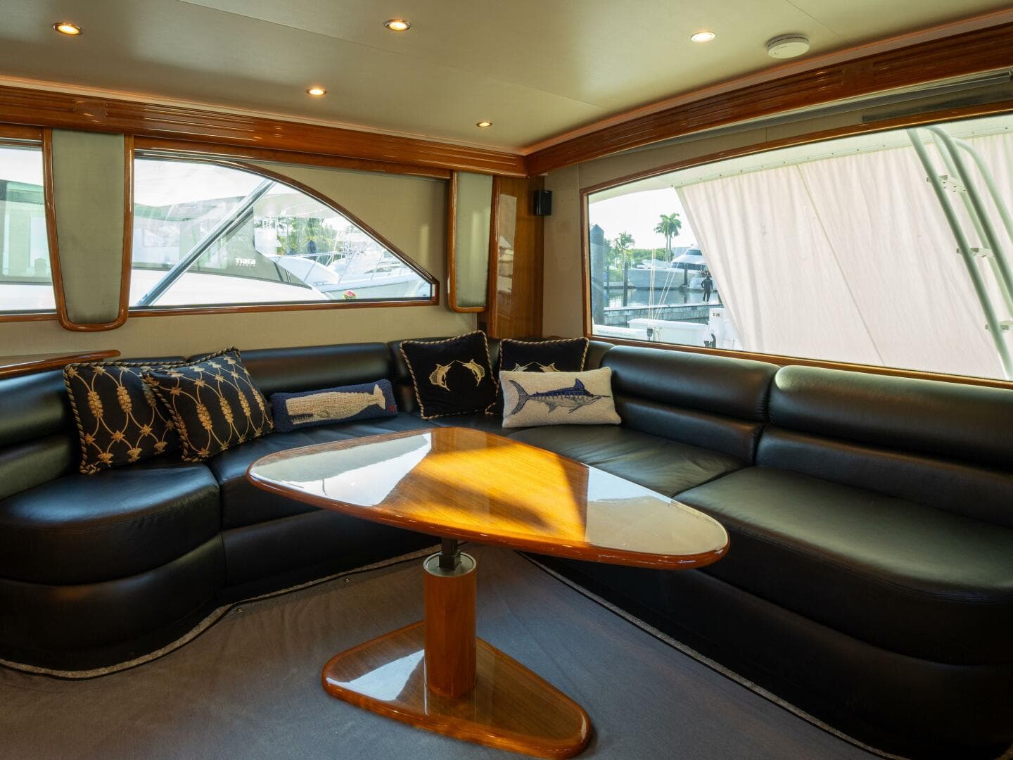 2005 Viking 74 Enclosed Bridge