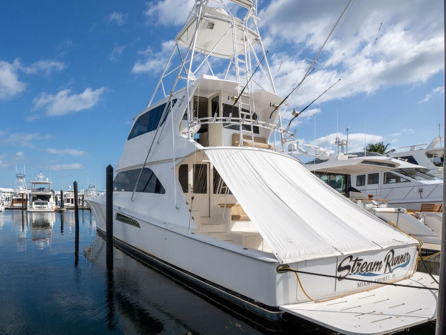 2005 Viking 74 Enclosed Bridge