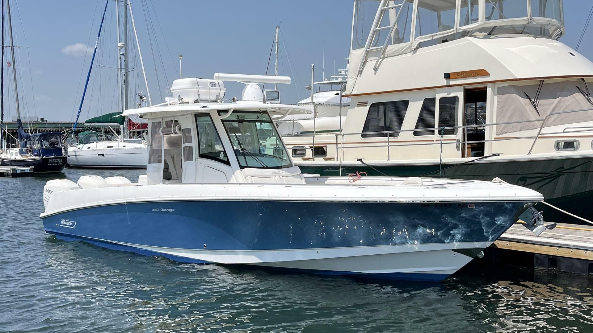 2015 Boston Whaler 350 Outrage