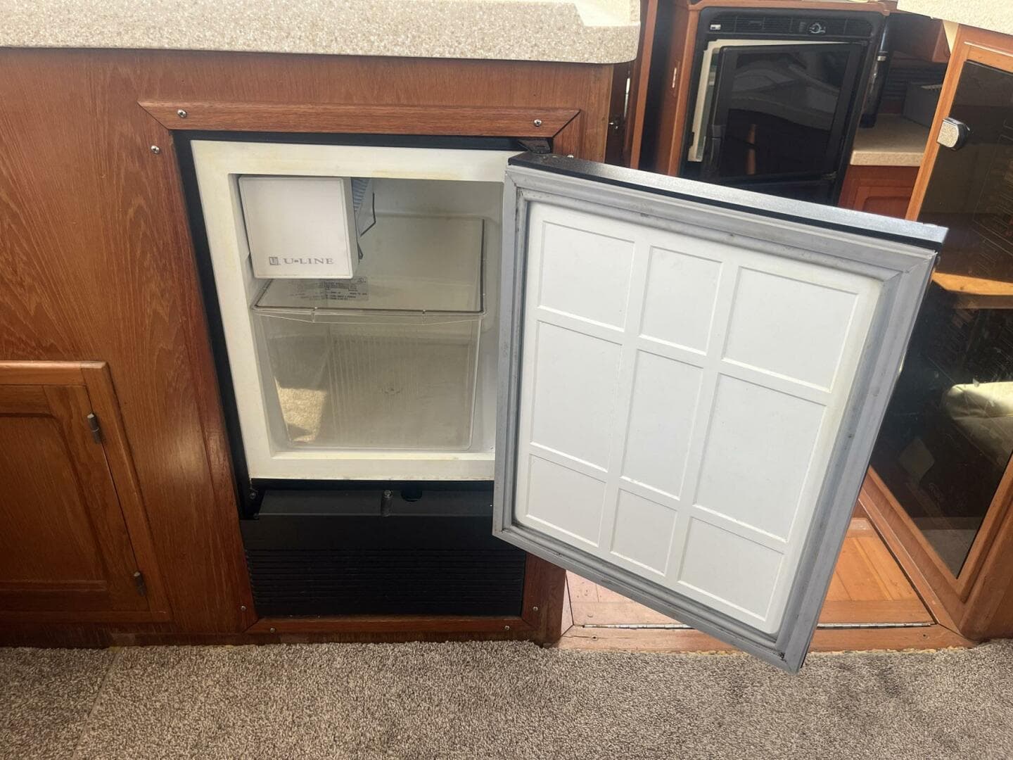 1987 Symbol 44 Sun Deck MK II