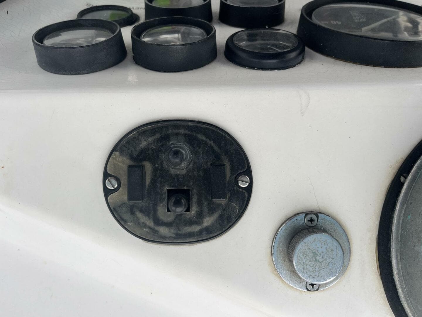 1987 Symbol 44 Sun Deck MK II