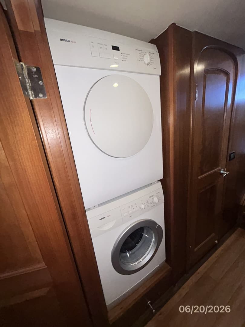 45' Northwest washer-dryer