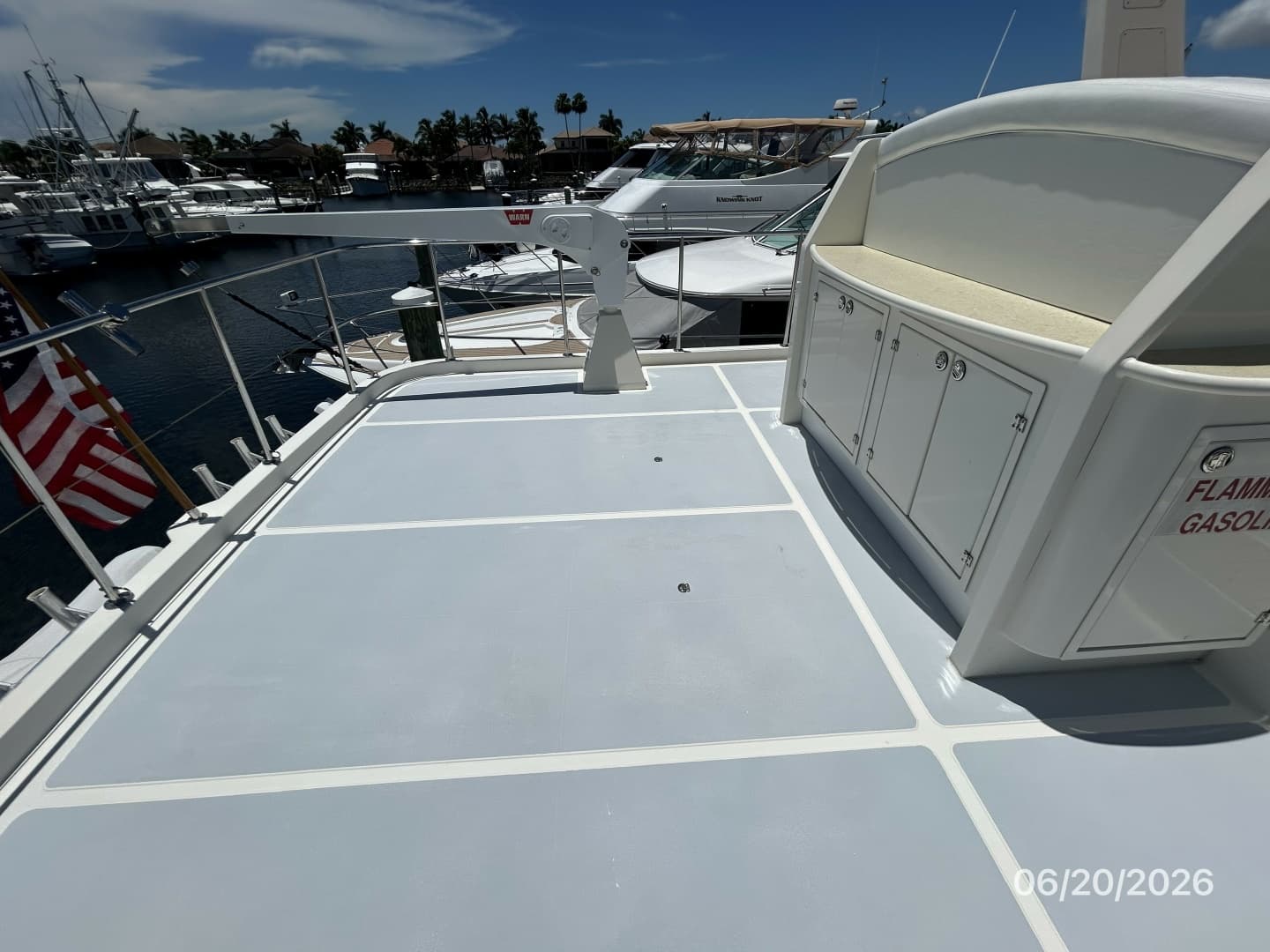 45' Northwest flybridge port
