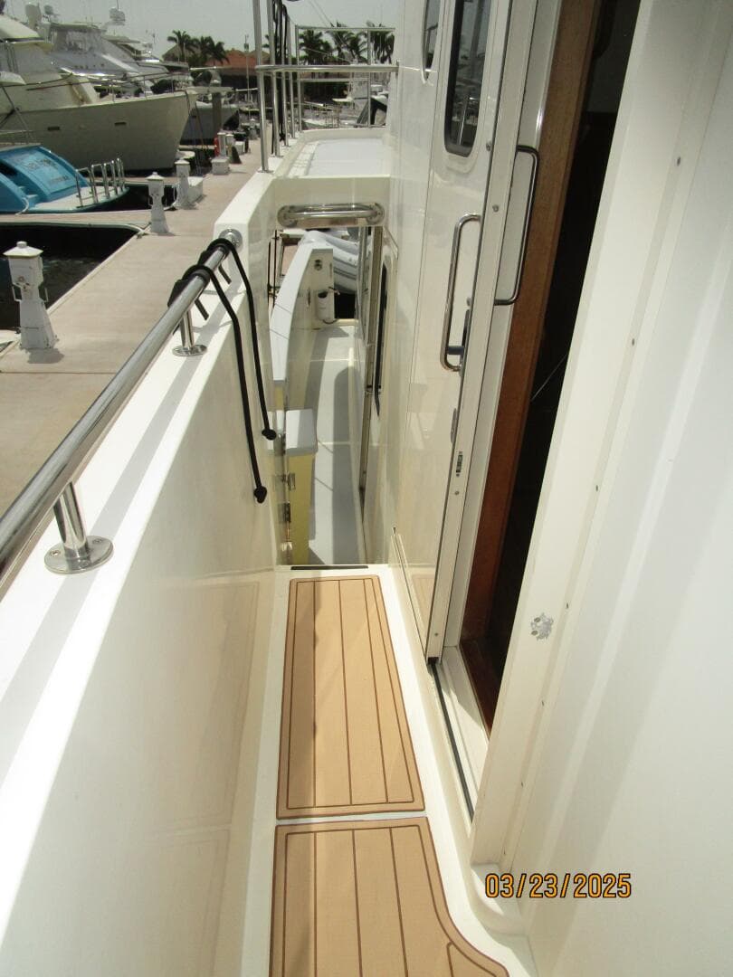 45' Northwest starboard side deck1