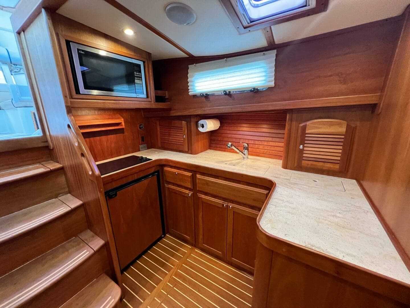 2008 Sabre 42 Hardtop Express